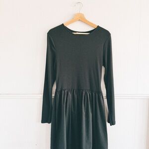 ZARA > Black Midi Dress
